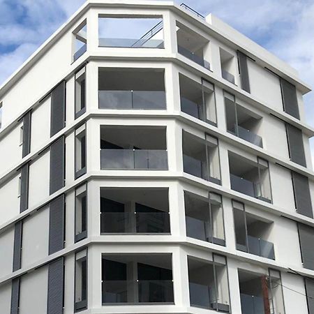 Baz Tower Aparthotel นิโคเซีย ภายนอก รูปภาพ
