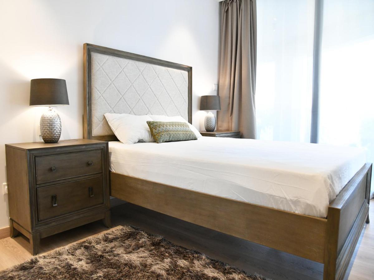 Baz Tower Aparthotel นิโคเซีย ภายนอก รูปภาพ
