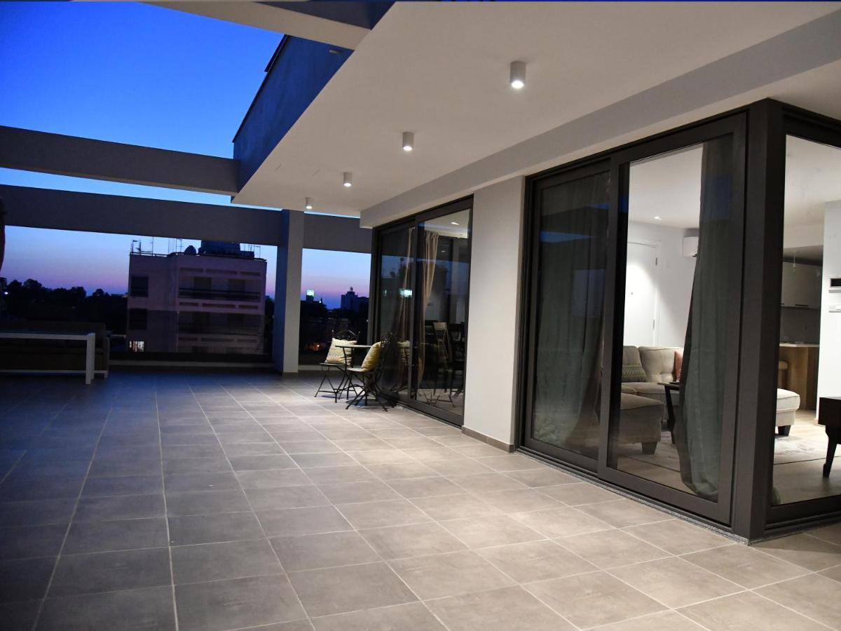 Baz Tower Aparthotel นิโคเซีย ภายนอก รูปภาพ