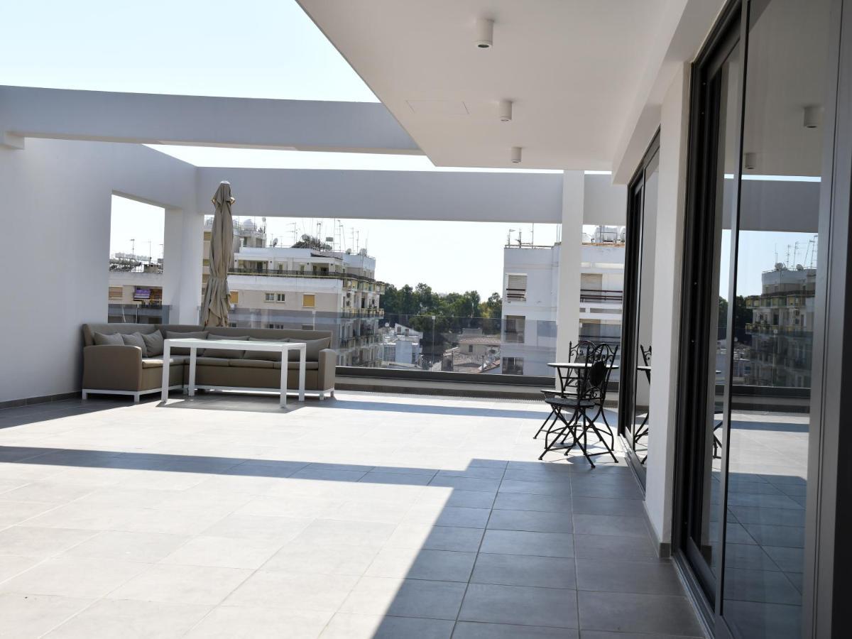 Baz Tower Aparthotel นิโคเซีย ภายนอก รูปภาพ
