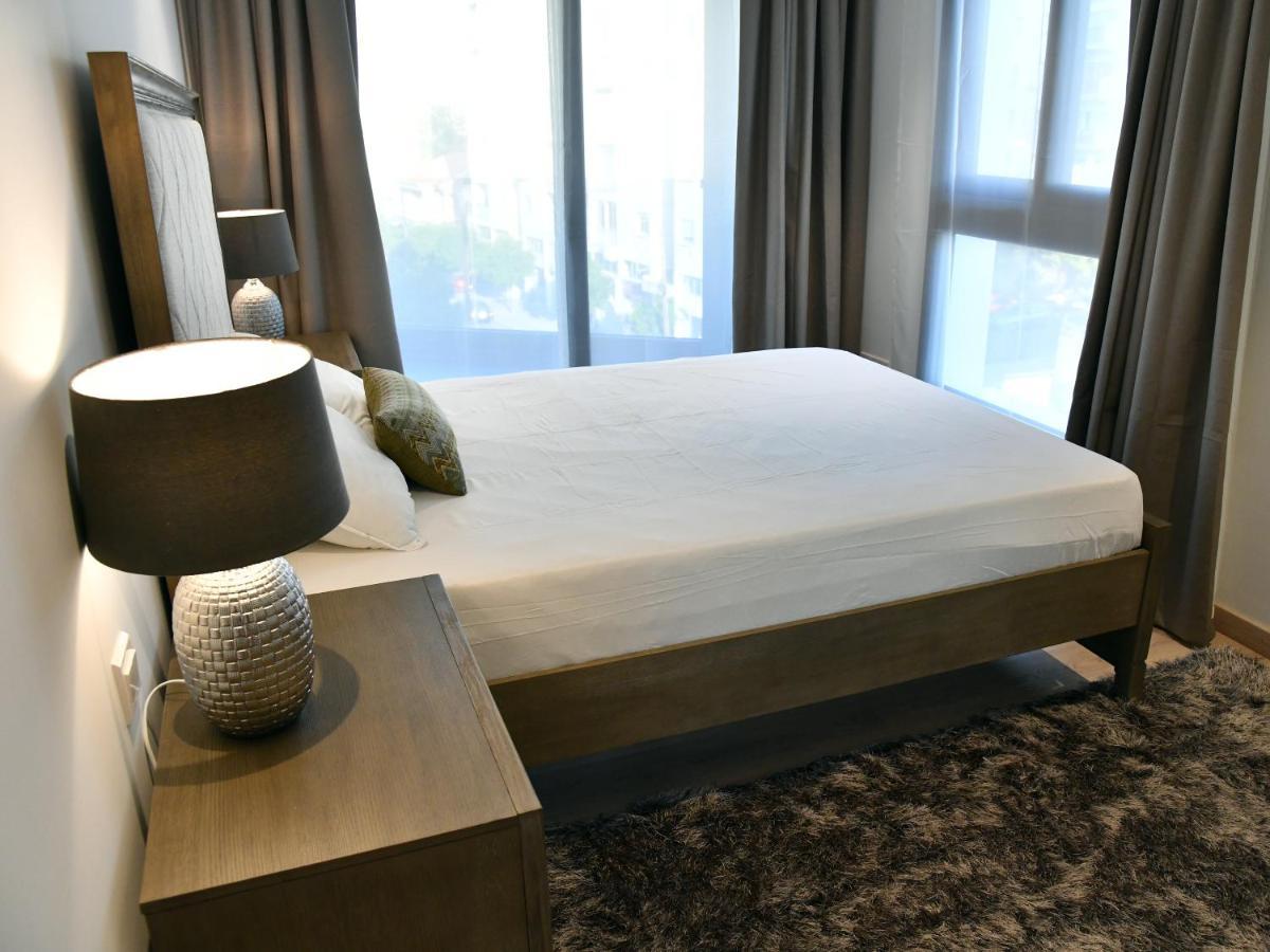 Baz Tower Aparthotel นิโคเซีย ภายนอก รูปภาพ