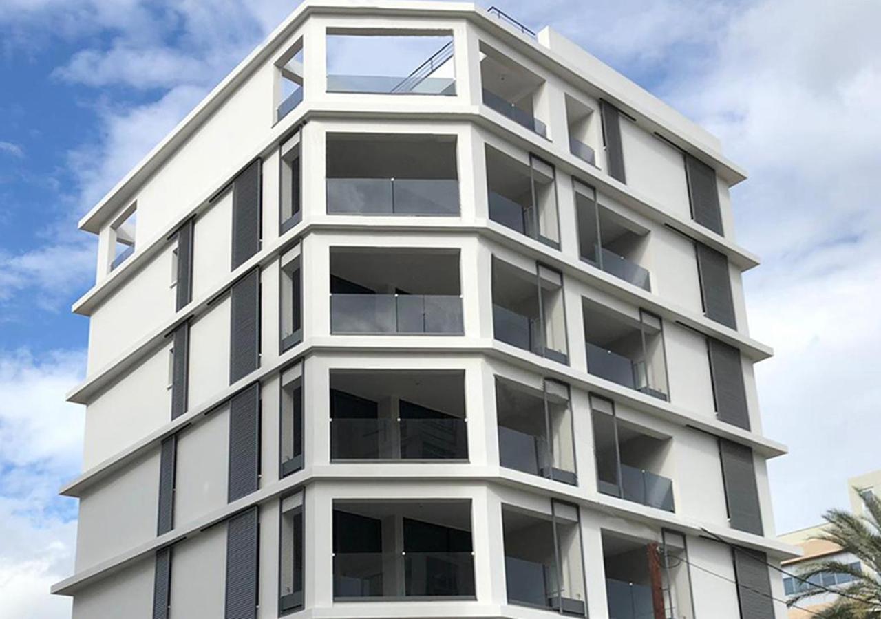 Baz Tower Aparthotel นิโคเซีย ภายนอก รูปภาพ
